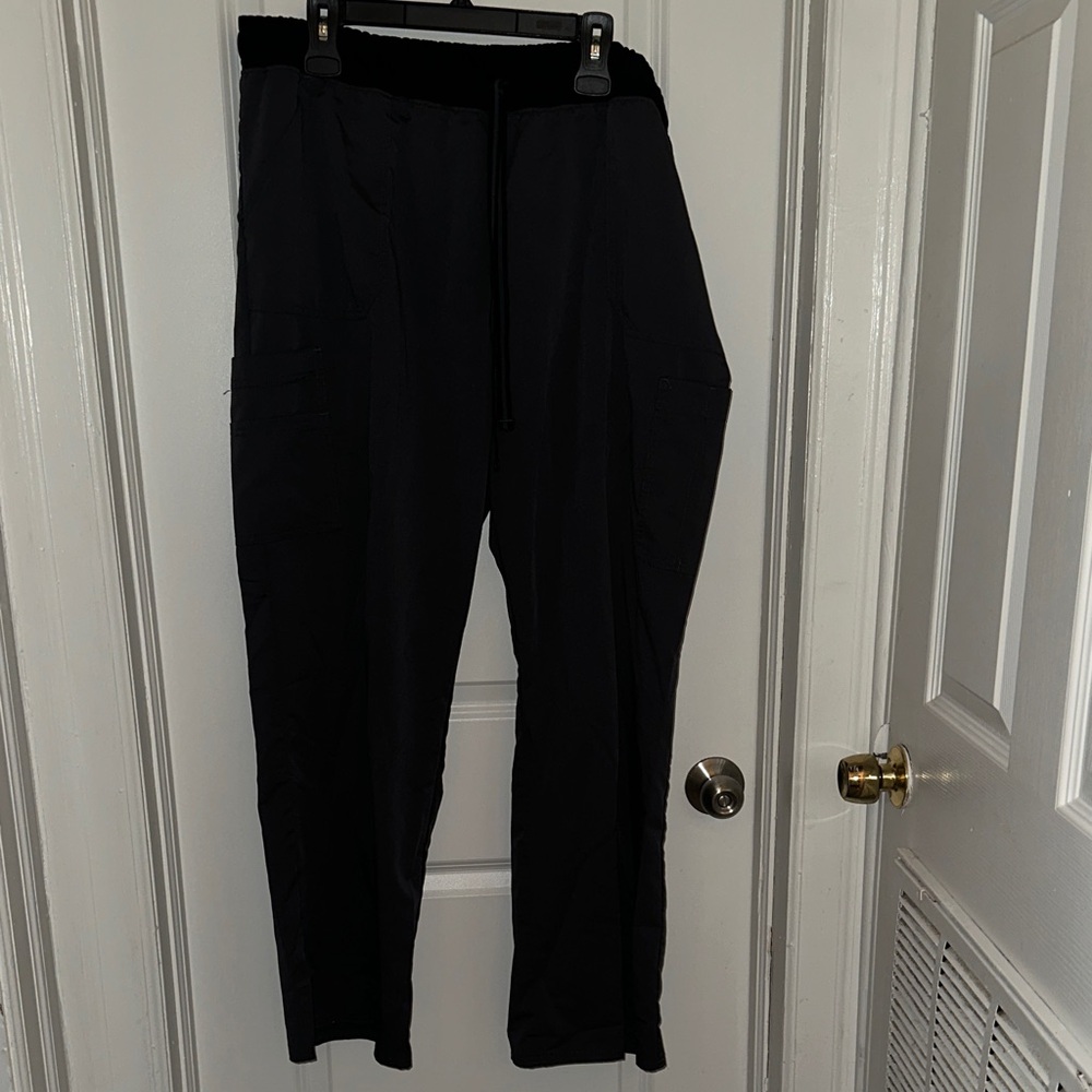 Women’s scrub Black Drawstring Pants